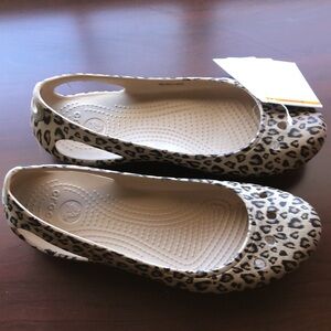 Crocs, size 8. NWT